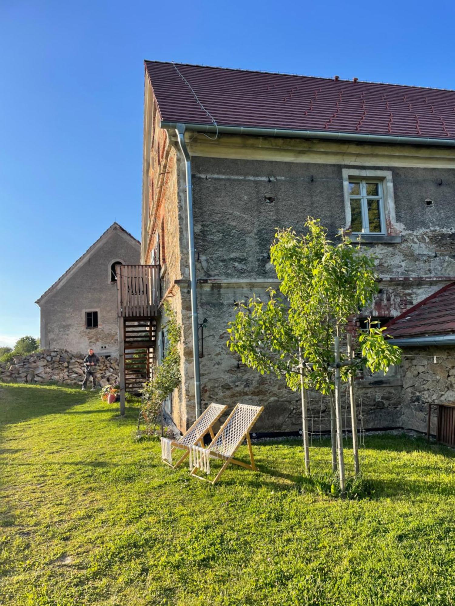Dom Piwowara Hotel Lesna Exterior photo